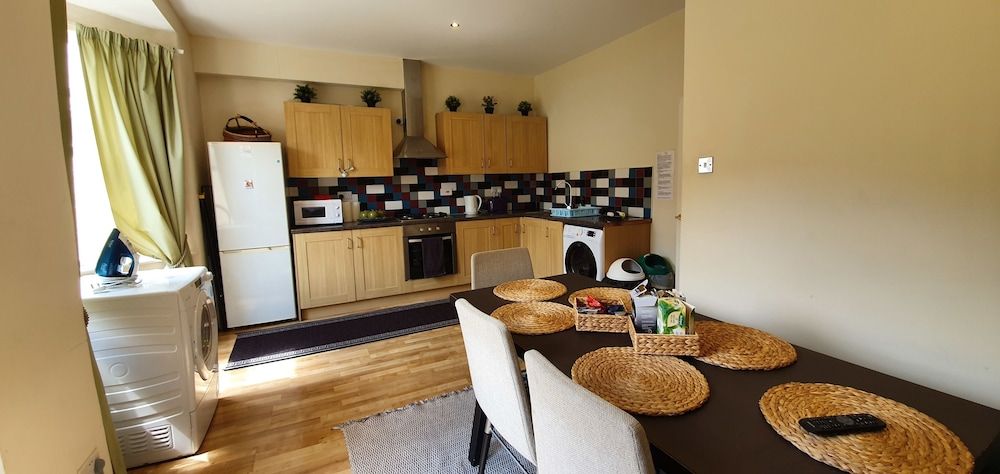 Joseph House Basic House 17