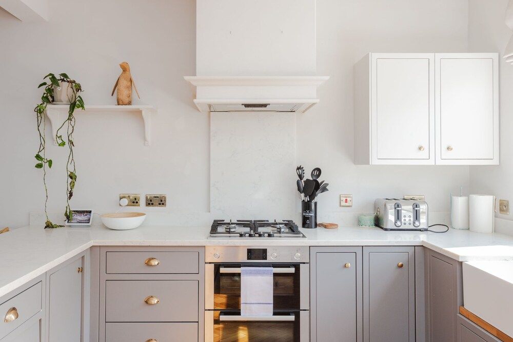 undefined Newly Refurbished 4 Bedroom House in East London 7