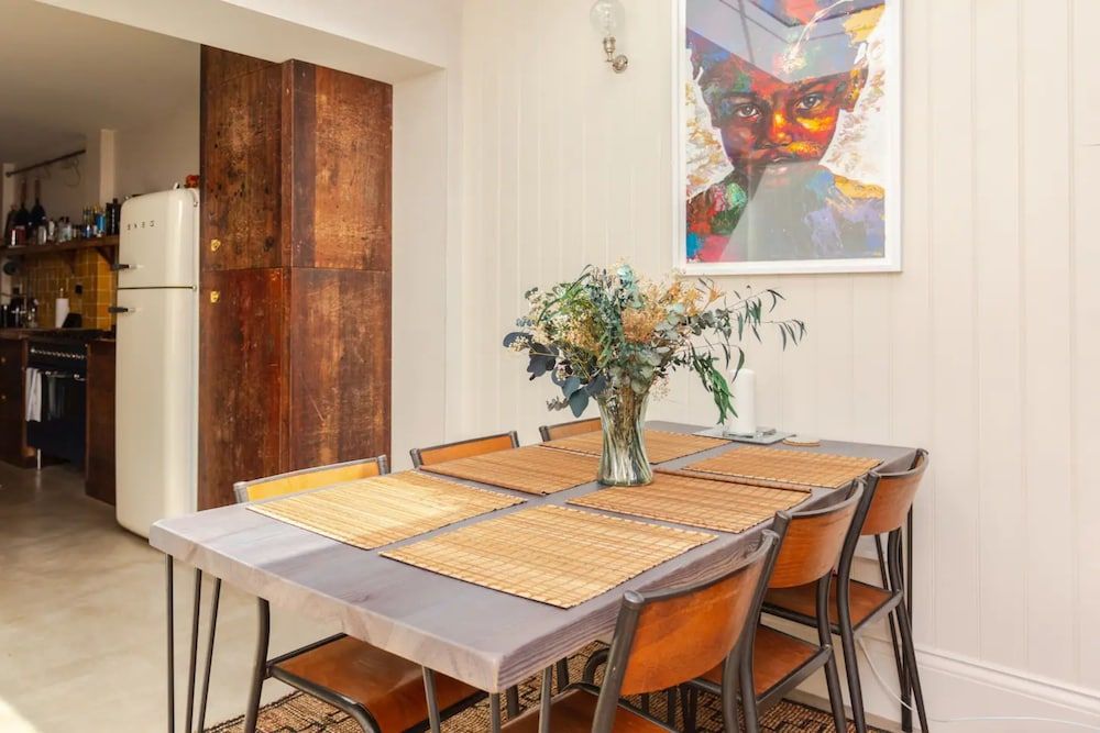undefined Stunning 2 Bedroom House in Peaceful London Fields