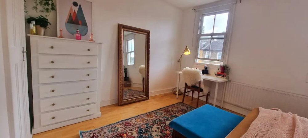 Stylish 3 Bedroom Townhouse in Brockley With Large Garden Basic Townhome, Multiple Beds 12