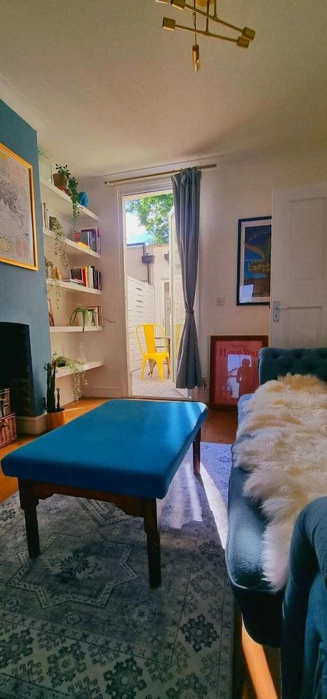 Stylish 3 Bedroom Townhouse in Brockley With Large Garden Basic Townhome, Multiple Beds 24