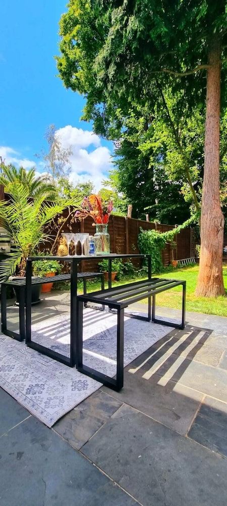 Stylish 3 Bedroom Townhouse in Brockley With Large Garden Basic Townhome, Multiple Beds 40