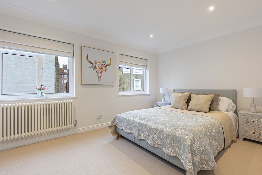 undefined JOIVY Exclusive 3Br Home W/ Terrace In Chelsea 3