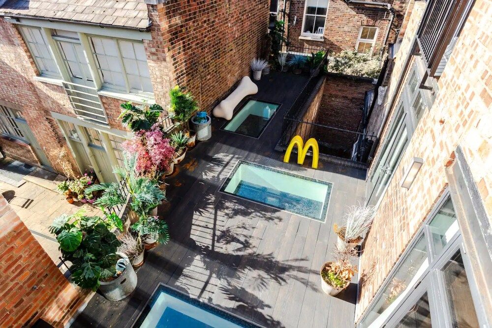 undefined Spectacularly Unique 4 Bedroom House in Bethnal Green