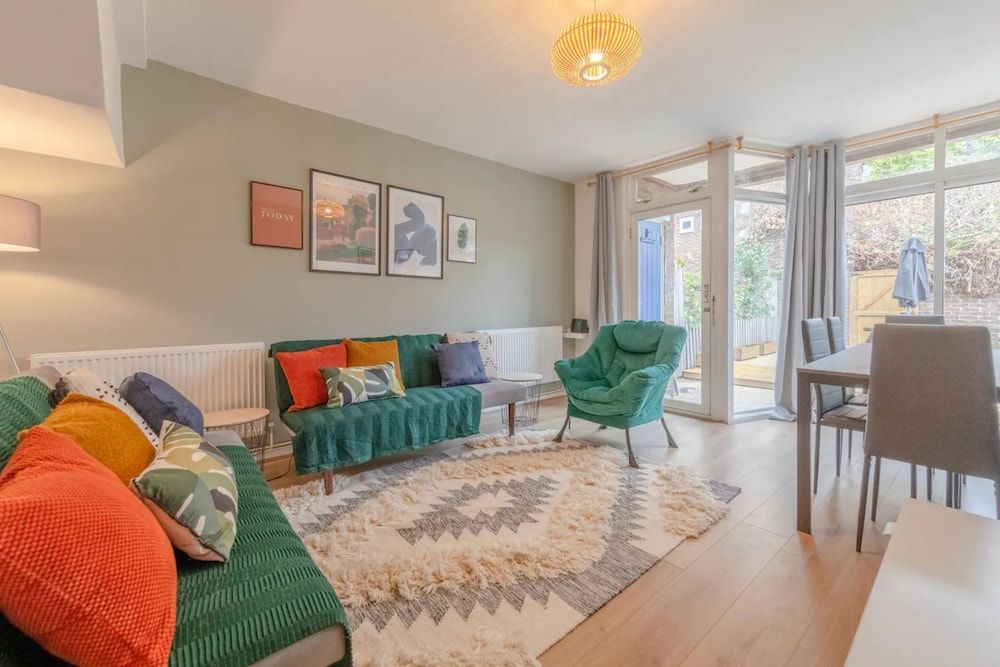 Central 3 Bedroom House With Garden Basic House, Multiple Beds 29