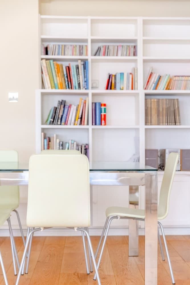 Spacious and Central 3 Bedroom House in Paddington Basic House, Multiple Beds 29