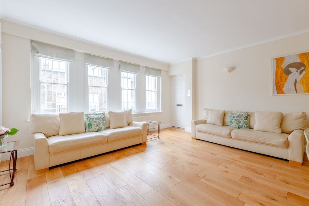 undefined Spacious and Central 3 Bedroom House in Paddington 2