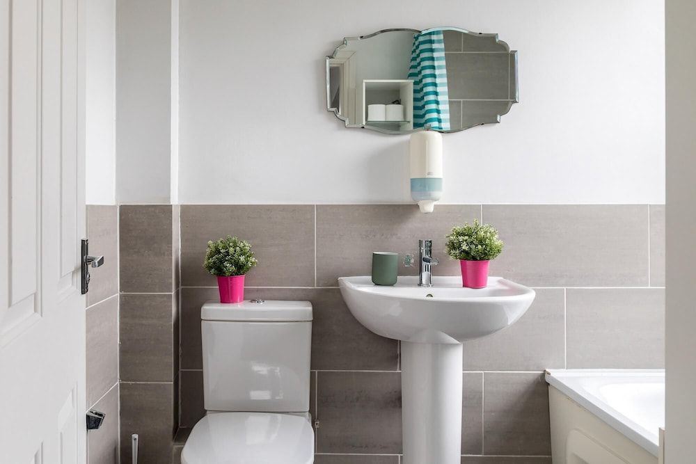 undefined Fulham Amazing 2-bedroom House by Central London 8