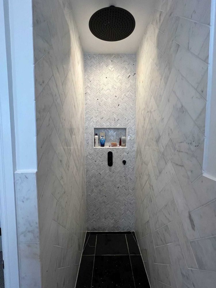 undefined Gorgeous 3 Bedroom Home in Quaint Southfields