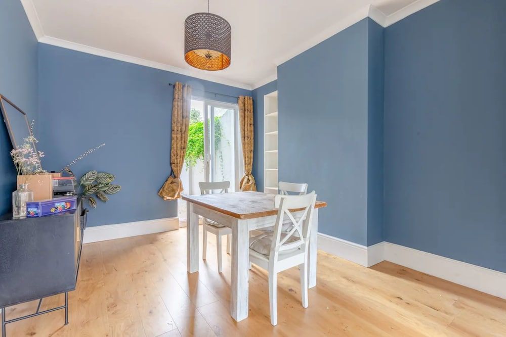 undefined Spacious 2 Bedroom Home in Lewisham