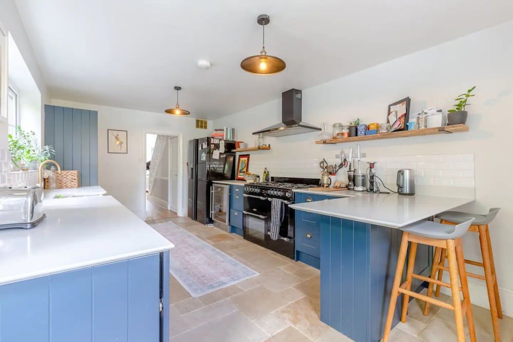undefined Spacious 2 Bedroom Home in Lewisham 6