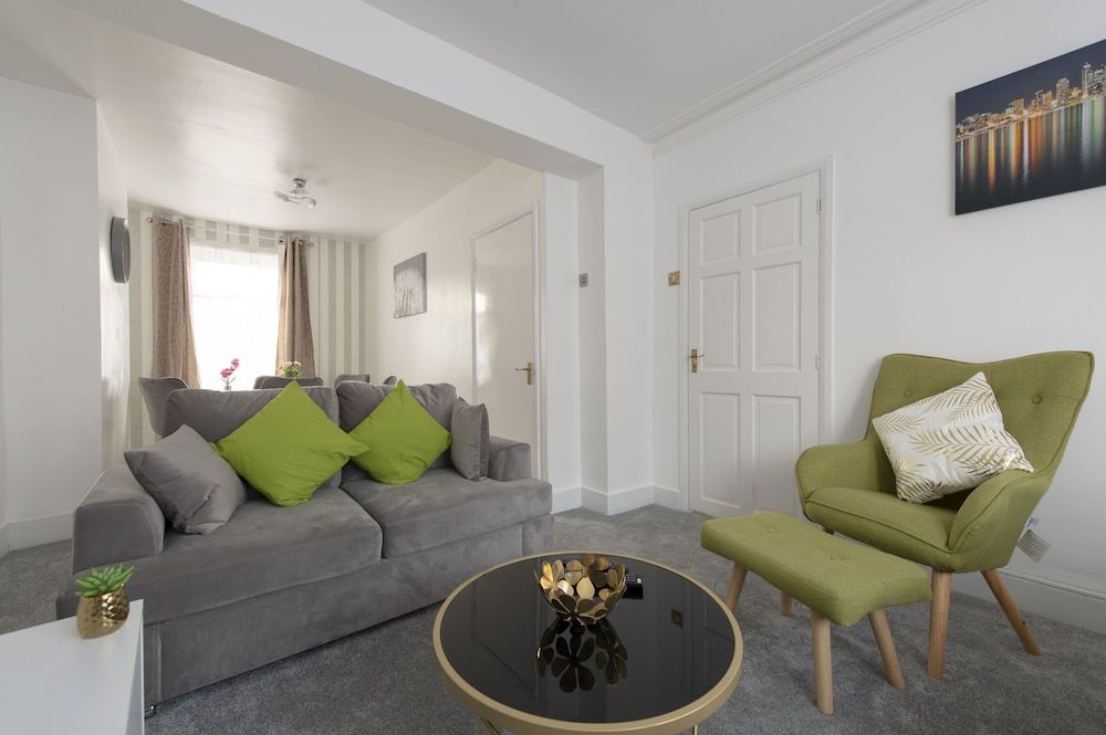 Fortified Three Bedroom Home House 7