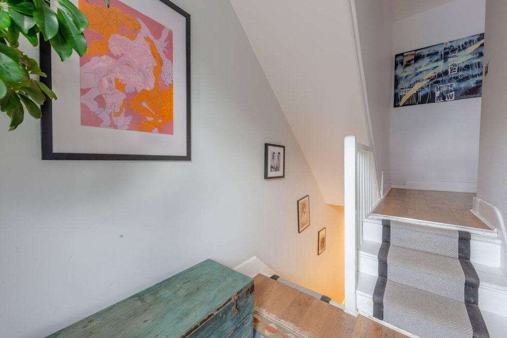 undefined Beautiful Two-story Flat With Garden in Islington 3