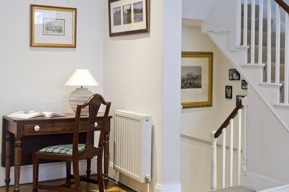 Charming 4-bed House w Garden in Fulham House 22