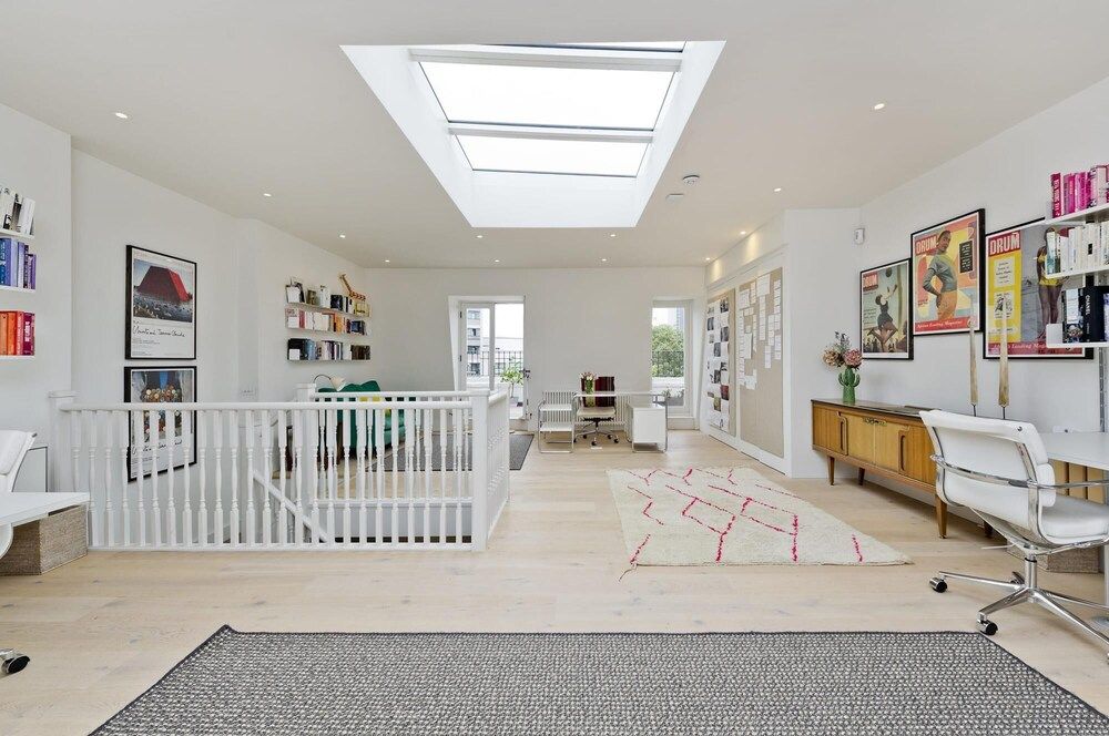 Gorgeous Stylish Interior Designed 5 Bed Home in Holland Park - Superb Location House 32