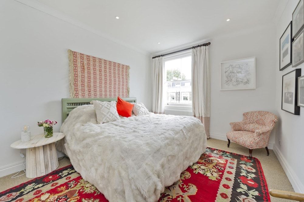 Gorgeous Stylish Interior Designed 5 Bed Home in Holland Park - Superb Location House 14