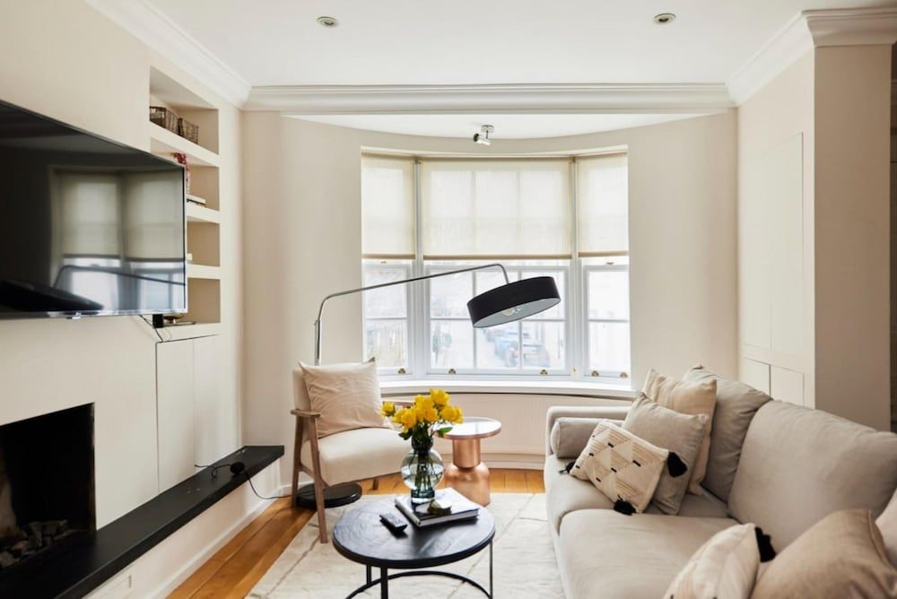 The South Kensington Wonder - Trendy 3bdr House With Garden House 14