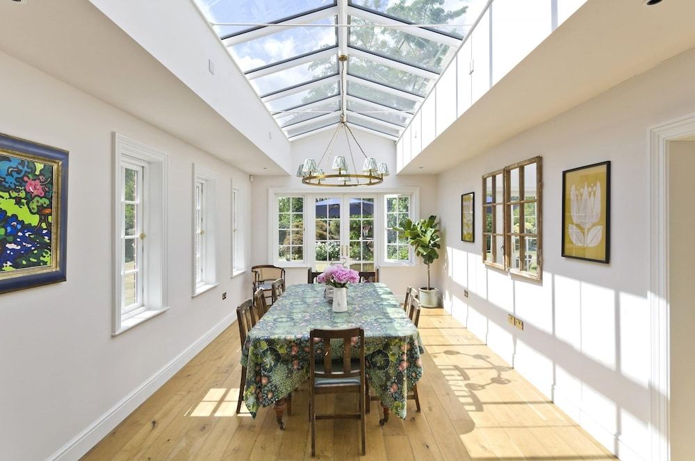 undefined Amazing Spacious 5 Bed House Wimbledon