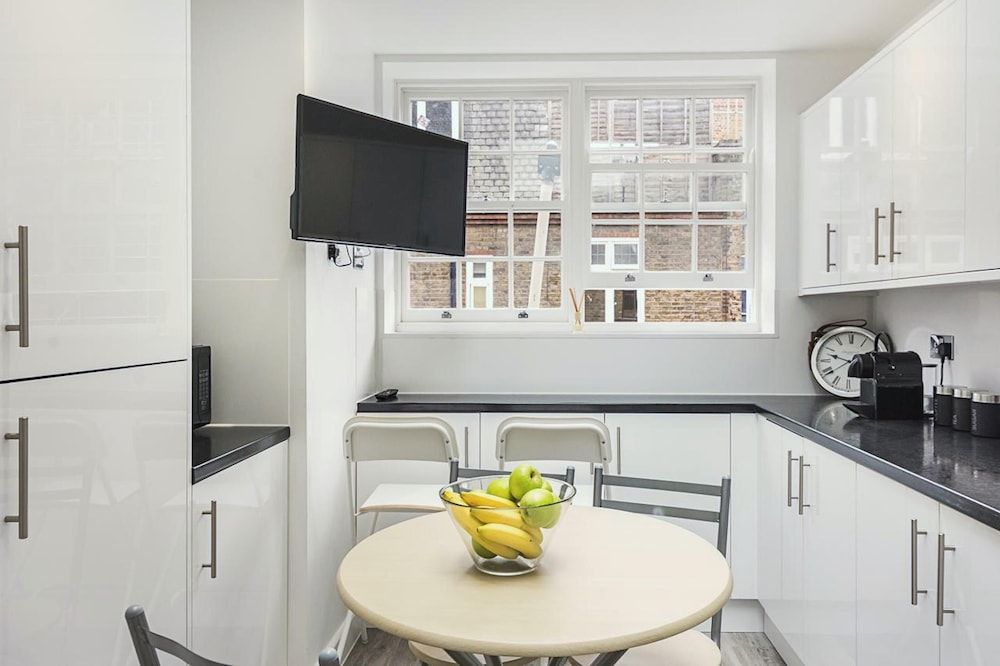 undefined Toynbee Street Ro 6 · Nice Room On Toynbee Street 7