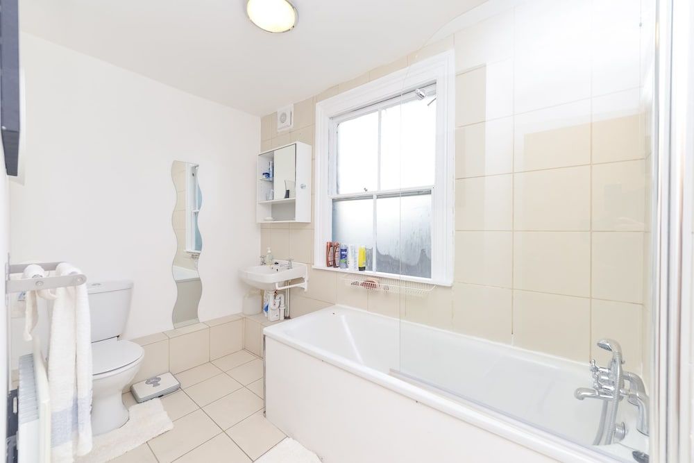 Raspberry Lodge Elephant Fabulous Room, Shared Bathroom 16