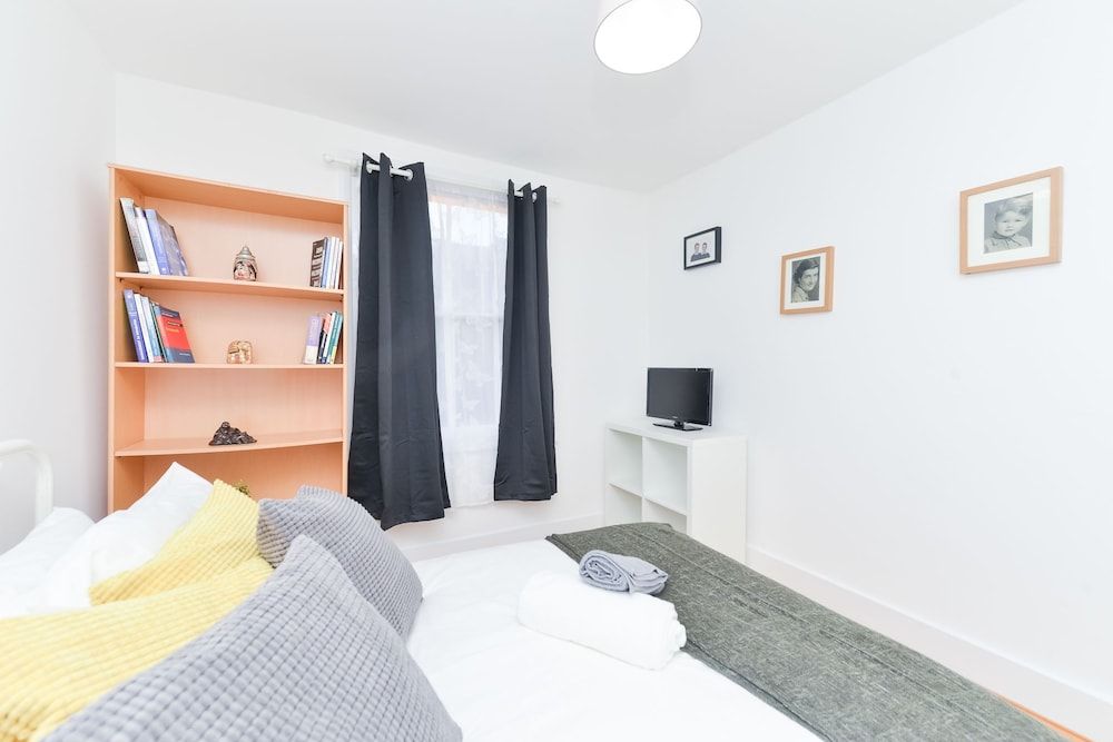 Raspberry Lodge Elephant Fabulous Room, Shared Bathroom 14