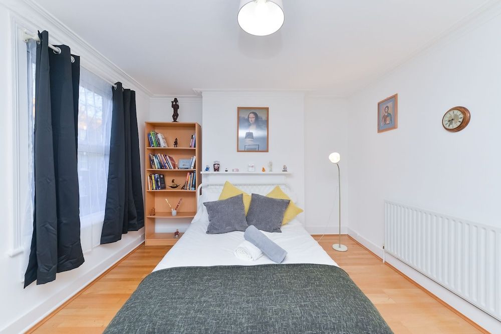 undefined Raspberry Lodge 9