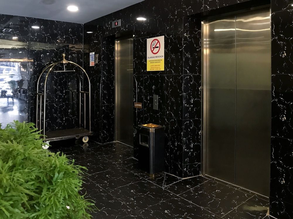 Elevator