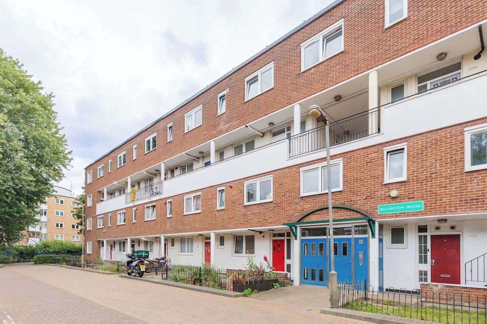 undefined 3 Bed Flat, Dedicated Workspace, Parking, 4KTV 4