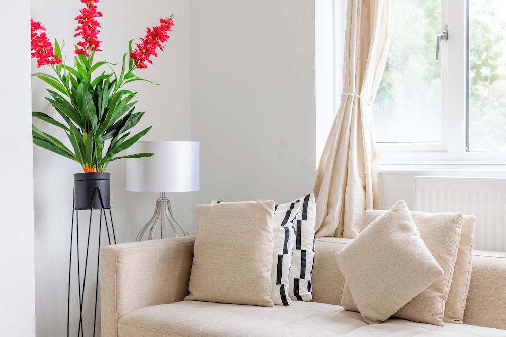 undefined 3 Bed Flat, Dedicated Workspace, Parking, 4KTV 8