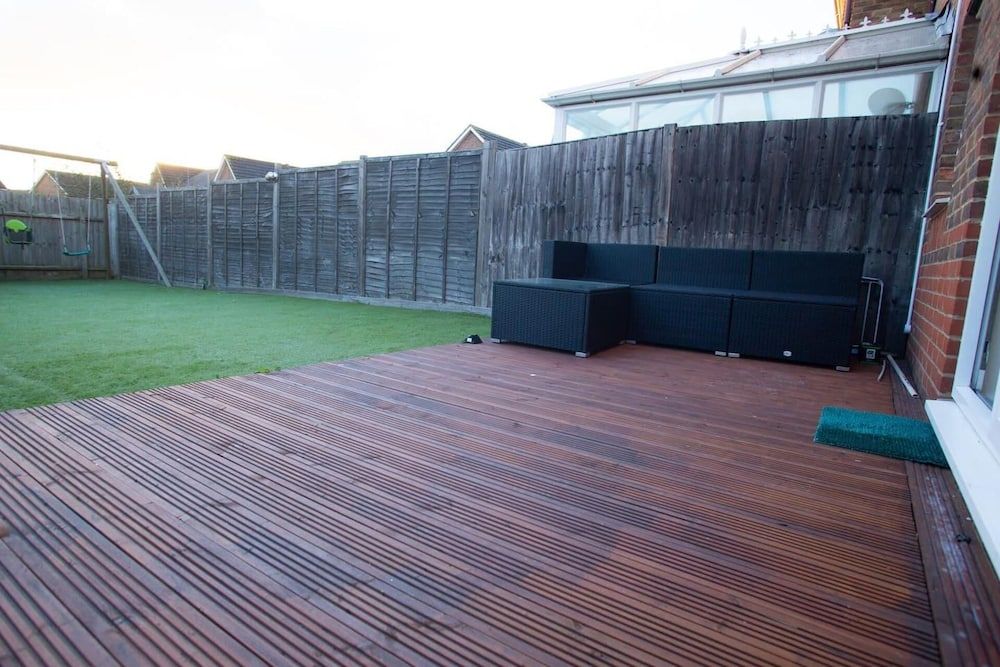 Charming 2-bedroom House House 23