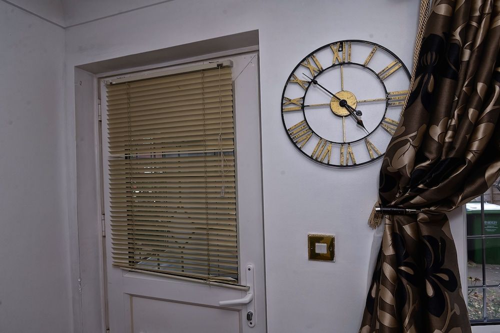 undefined 25 Mins to CL! London Amazing 2bedhome Sleeps 1-5