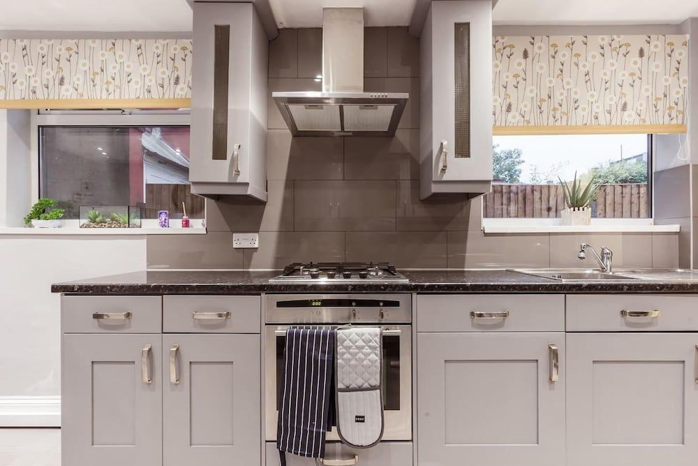 North Central London House/ Sleeps8/garden/wifi House 14