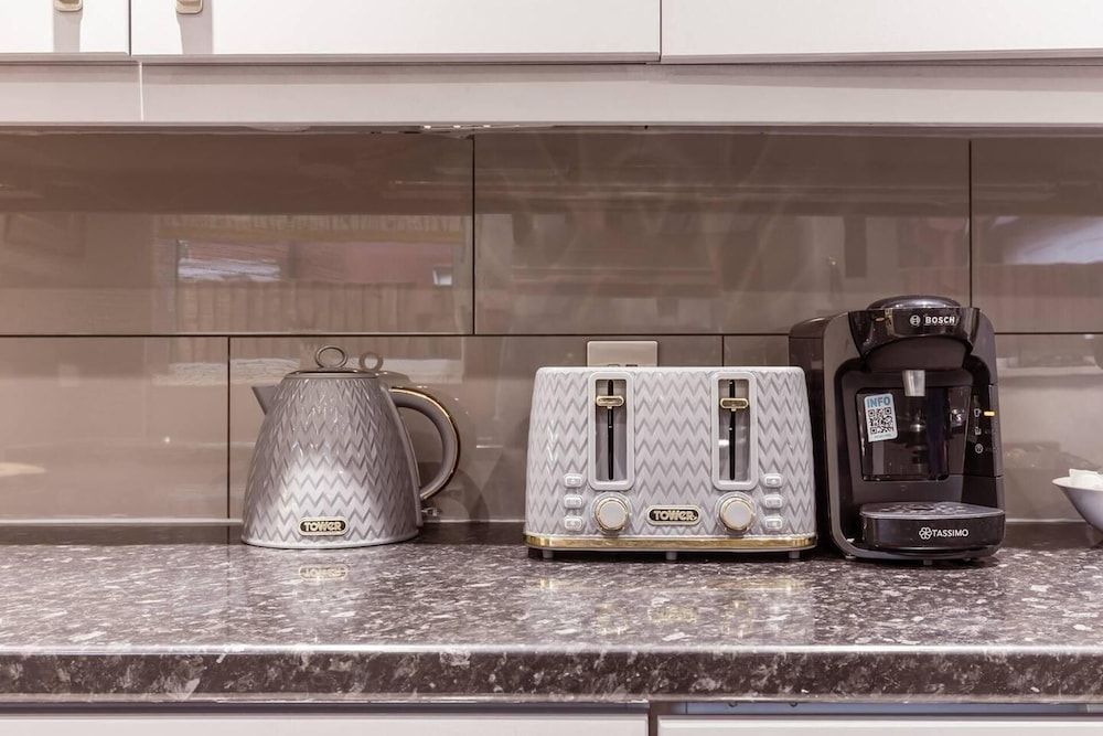 undefined North Central London House/ Sleeps8/garden/wifi 5