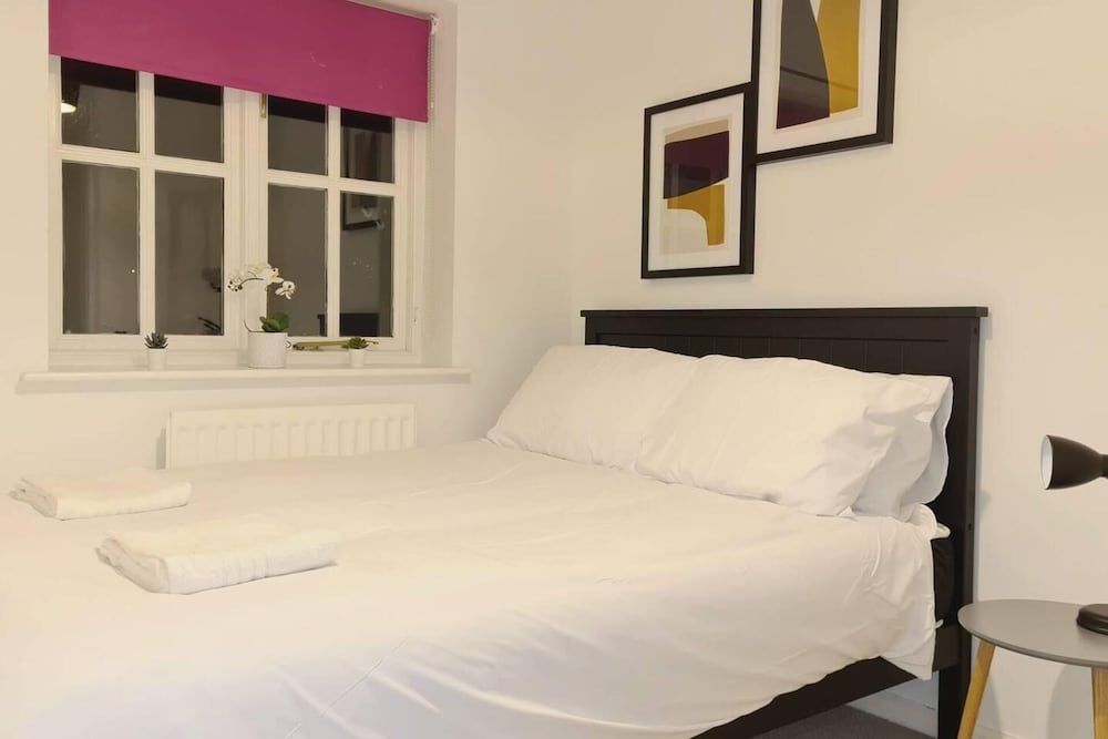 undefined Charming 3-bed House in London With Jacuzzi 5