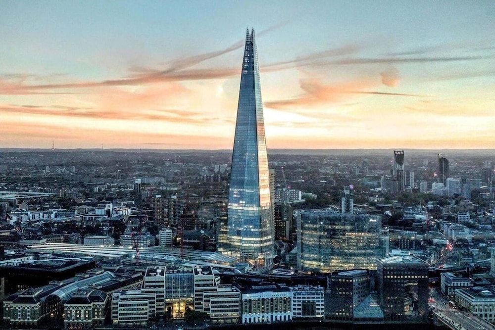 Modern Townhouse With Cinema Room in London SE1 House 5