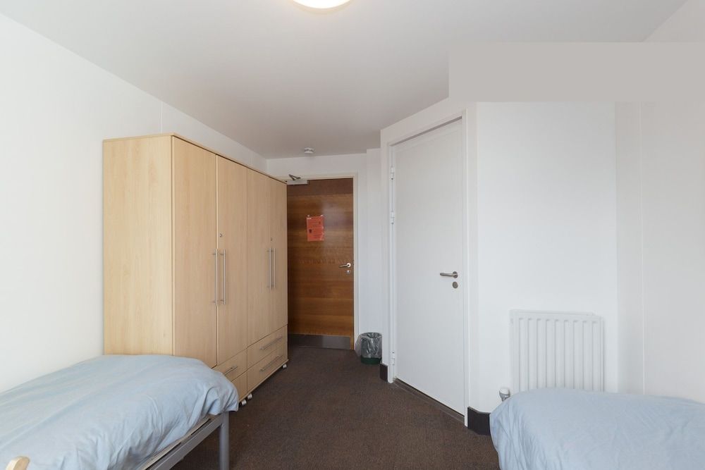 undefined Davies Court - Hostel