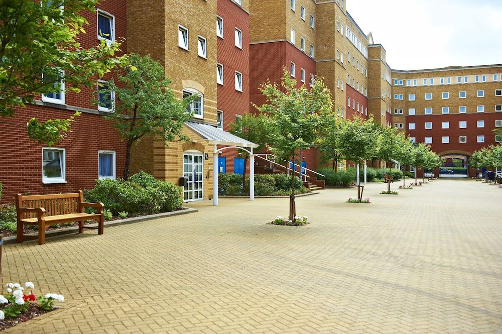 undefined Great Dover Street Apartments 3