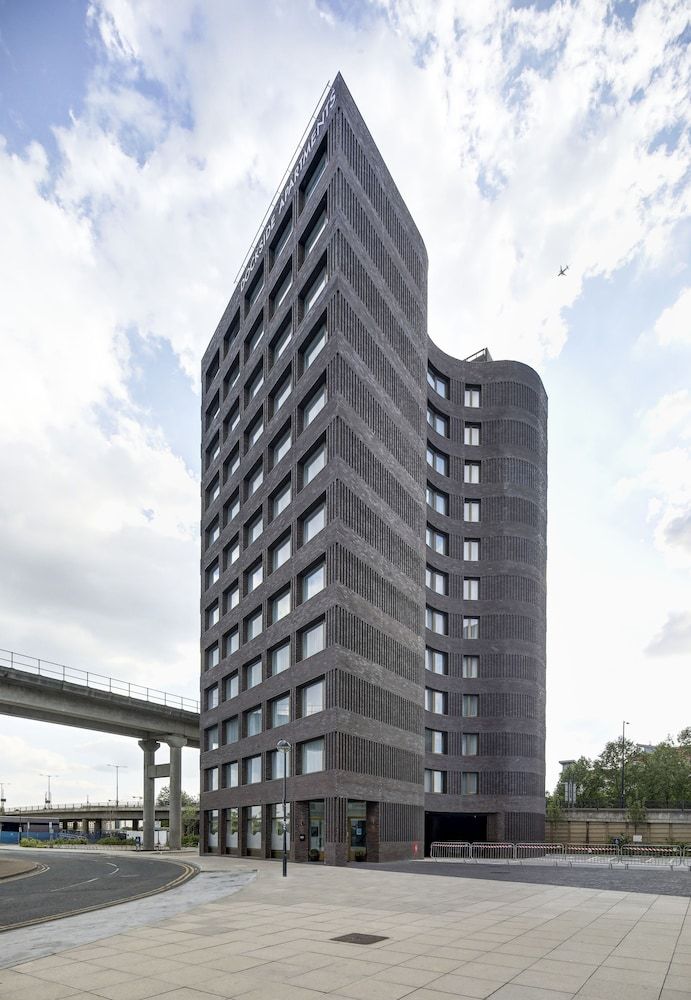 undefined Dockside Apartments at Excel 4