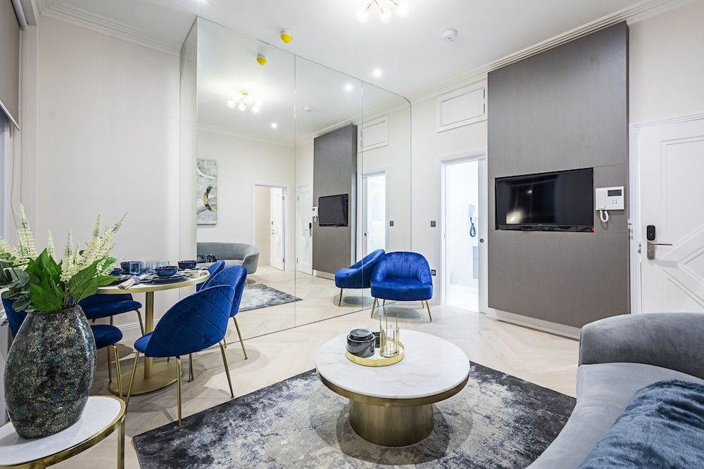 Billionaire Suites Kensington Executive Apartment, 1 Bedroom 13