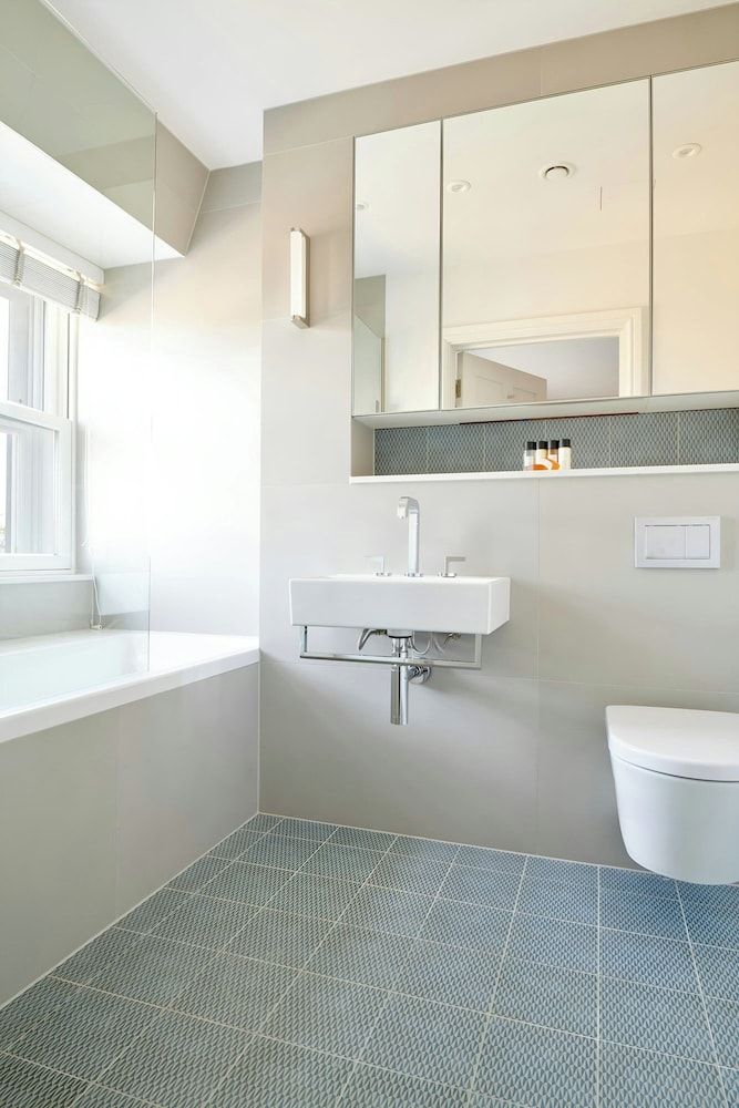 Sonder by Marriott Bonvoy Sloane Square Apartments Chelsea Apartment, 2 Bedrooms 8