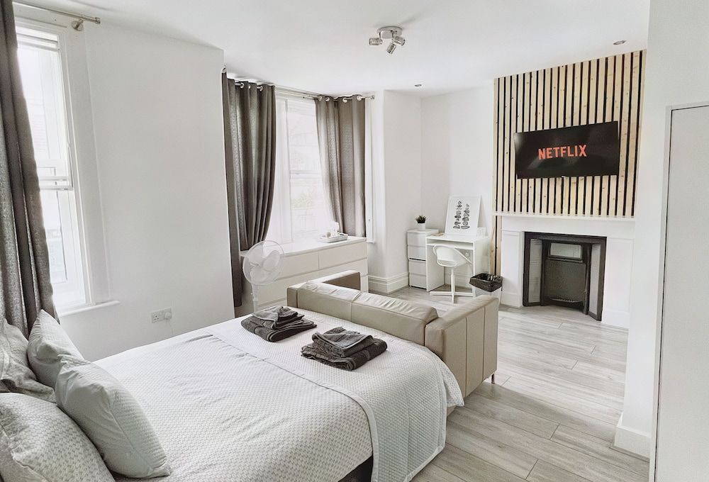 undefined HM Stays - Minet Gardens Suites