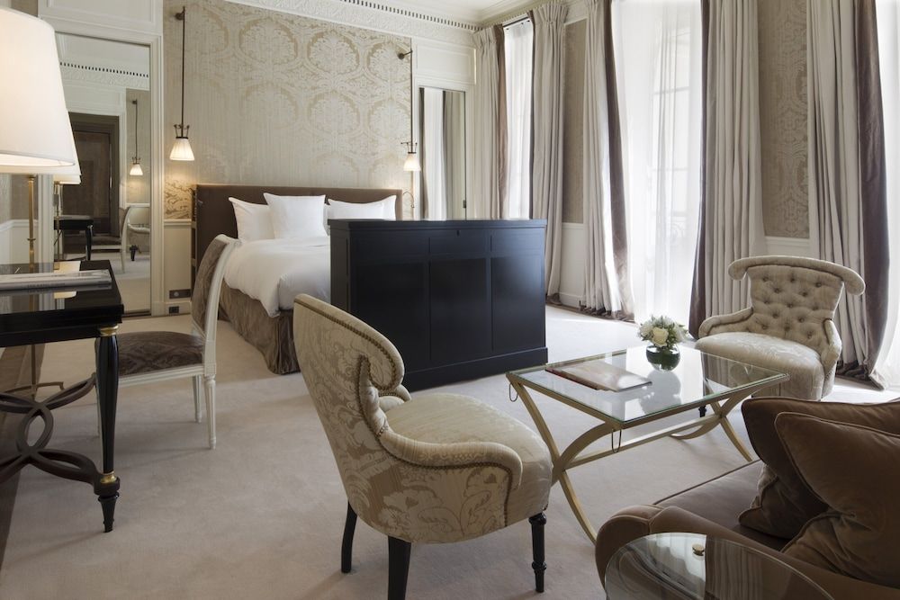 Junior Prestige Suite