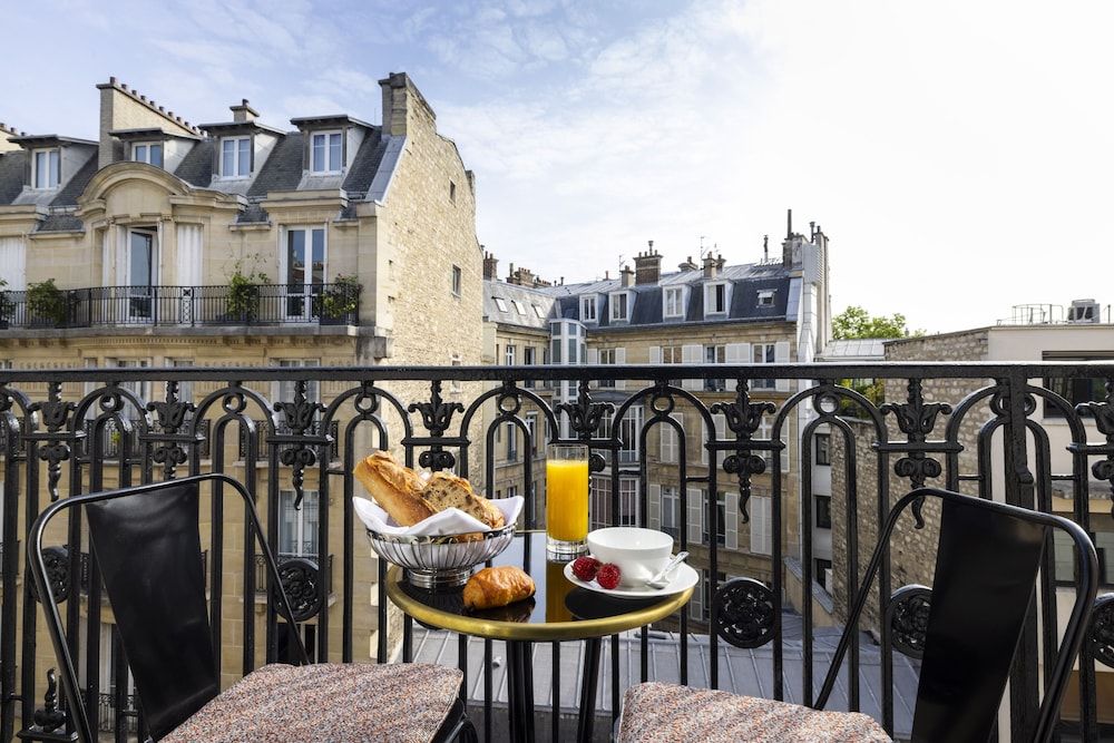 undefined Padam Hôtel 10