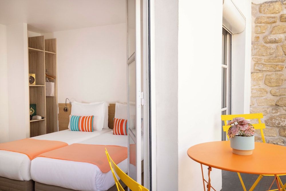 undefined Grand Hôtel du Calvados - Opéra 4