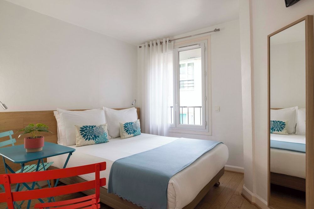 undefined Grand Hôtel du Calvados - Opéra 3