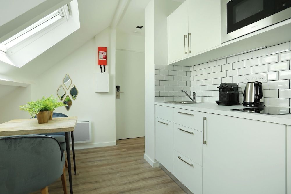 YAYS Paris Zola by Numa 1 Bedroom Apartment 6