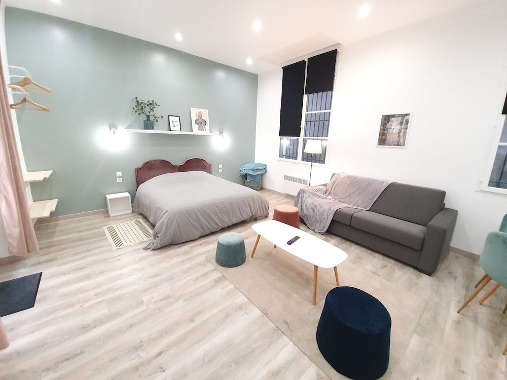 Home Sweet Home - Marais Apartment, Terrace 10