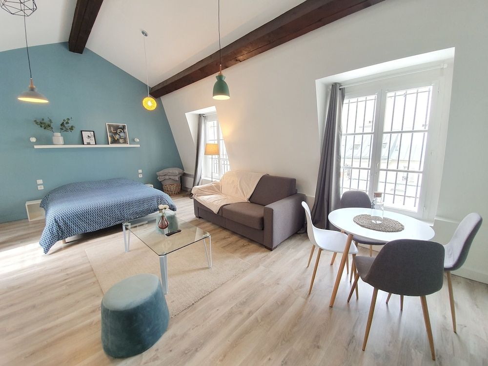 Home Sweet Home - Marais Superior Apartment 10