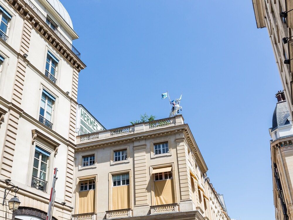 undefined Luxury 2 Bedroom Duplex - Beautiful Monument View 7