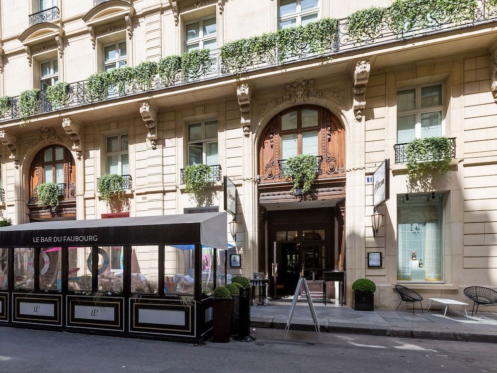 undefined Luxury 2 Bedroom Duplex - Beautiful Monument View 8